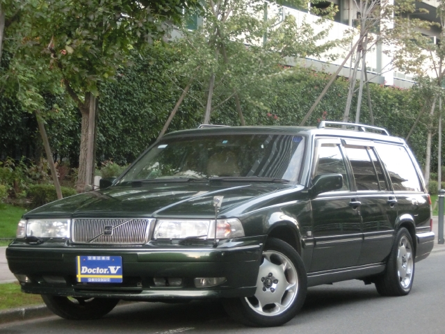 1998(H10)年　ボルボ　Ｖ９０　Ｄ車　右Ｈ　【クラシックエステート】タイベル交換済　電動サンルーフ付