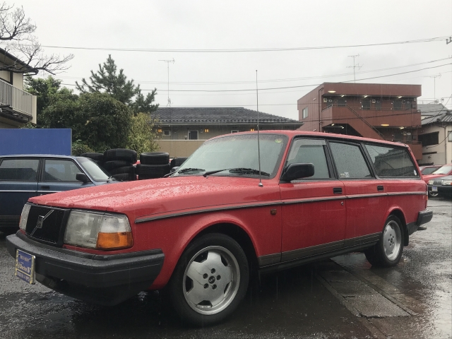 1993(H05)年　ボルボ　２４０ワゴン　Ｄ車　右Ｈ　最終モデルＴＡＣＫ　最終型！美車