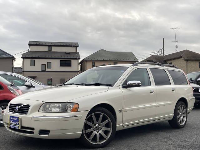 2006(H18)年　ボルボ　Ｖ７０Ⅱ　Ｄ車　右Ｈ　限定車　２．５Ｔ　ホワイトパール　当店買取車