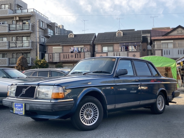 1989(H01)年　ボルボ　２４０セダン　Ｄ車　右Ｈ　ＧＬ　当店買取車