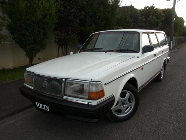 1992年　ボルボ　２４０　Ｄ車　右Ｈ　ＧＬワゴン　人気のホワイト