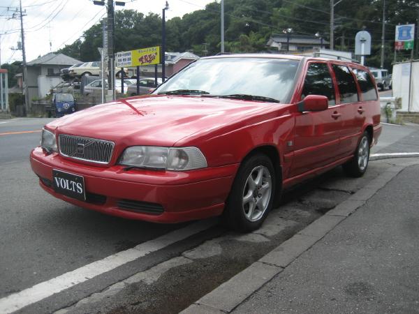 98年　ボルボ　Ｖ７０　Ｄ車　右Ｈ　エステート　２．５　２０Ｖ　エステート