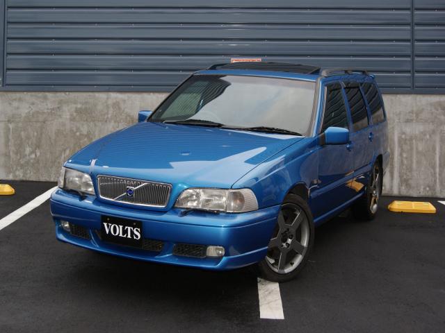 2000年　ボルボ　Ｖ７０　Ｄ車　右Ｈ　【限定車Ｒ　ＡＷＤ】　最終モデル　５ＡＴ