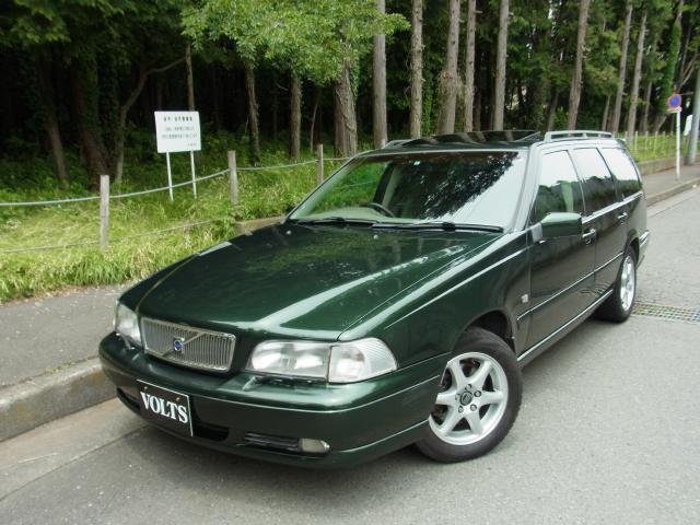 1999年　ボルボ　Ｖ７０　Ｄ車　右Ｈ　ノルディック　オリーブ＆ベージュ革