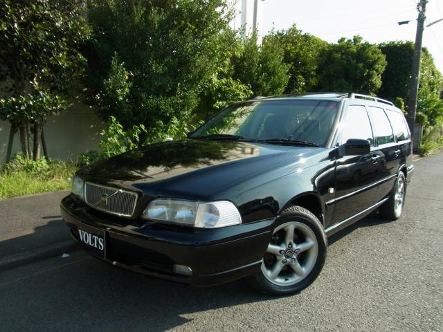 1997年　ボルボ　Ｖ７０　Ｄ車　右Ｈ　ＡＷＤ　５速マニュアル車　幻の純正５ＭＴ