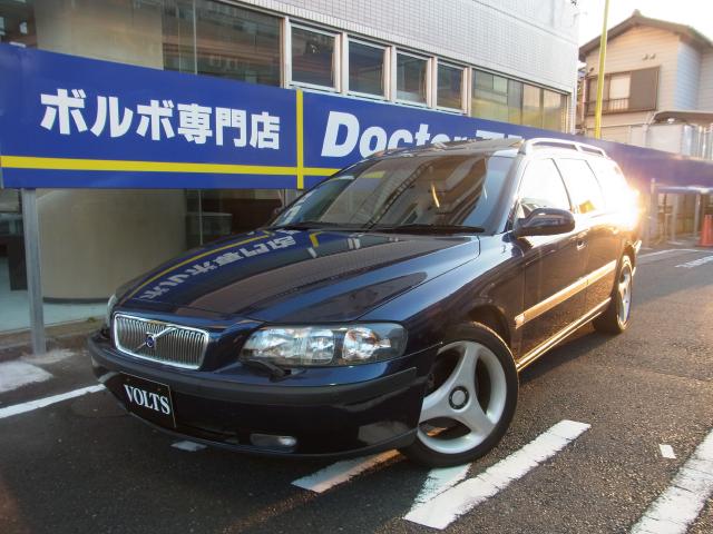 2000年　ボルボ　Ｖ７０Ⅱ　Ｄ車　右Ｈ　Ｔ－５　黒本革・ＳＲ　優良整備車輌