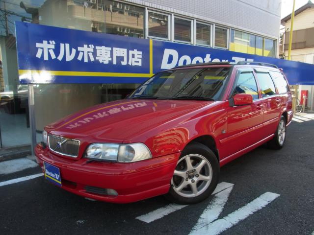 1999年　ボルボ　Ｖ７０　Ｄ車　右Ｈ　ノルディック　ブラック本革・ＳＲ