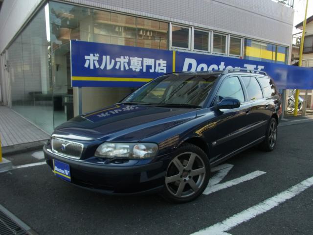 2001年　ボルボ　Ｖ７０Ⅱ　Ｄ車　右Ｈ　２．４　ブラック本革　タイタン仕様１７ｉｎｃｈＡＷ　記録簿・保証書