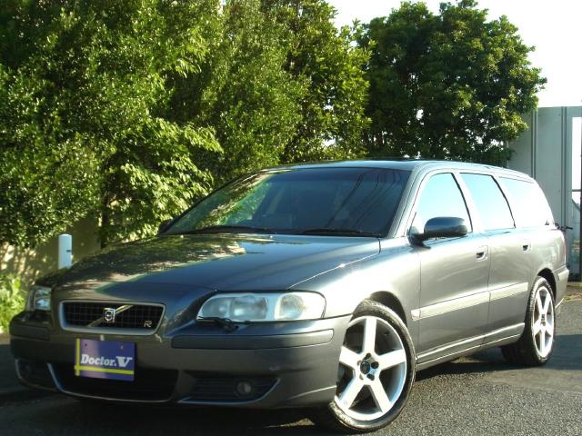 2004年　ボルボ　Ｖ７０Ⅱ　Ｄ車　右Ｈ　【限定車Ｒ　ＡＷＤ】ＨＤＤナビ搭載　ワンオーナー・記録簿