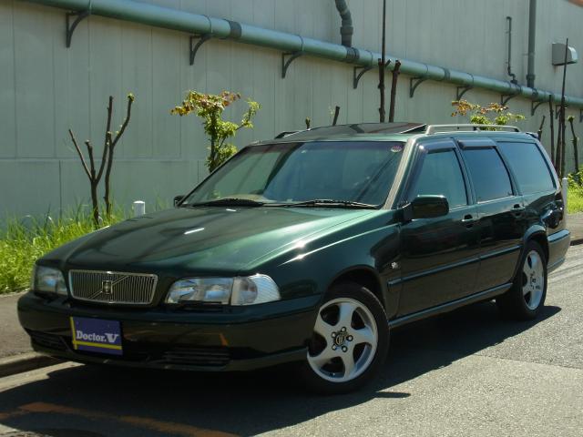 1997年　ボルボ　Ｖ７０　Ｄ車　右Ｈ　Ｔ－５　ベージュ本革　サンルーフ　ハイパワー２４０馬力