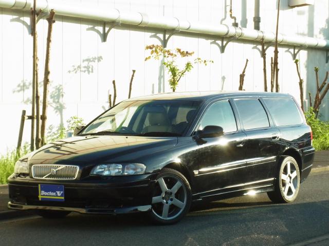 2002年　ボルボ　Ｖ７０Ⅱ　Ｄ車　右Ｈ　タイタン１７ｉｎｃｈＡＷ＆フルエアロ仕様　キーレス・ＥＴＣ装備