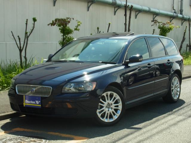 2004年　ボルボ　Ｖ５０　Ｄ車　右Ｈ　２．４ｉ　ＨＤＤナビ搭載　ブラック本革　地デジ対応ＨＤＤナヒ