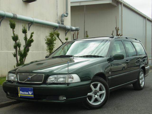 2000年　ボルボ　Ｖ７０　Ｄ車　右Ｈ　最終型クラシック　ブラック本革　サンルーフ　平成１２年２月登録