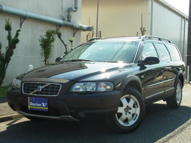 2001年　ボルボ　Ｖ７０Ⅱ　Ｄ車　右Ｈ　クロスカントリー　２．４Ｔ　ＡＷＤ　ベージュ本革　希少ブラックＸＣ７０Ⅱ