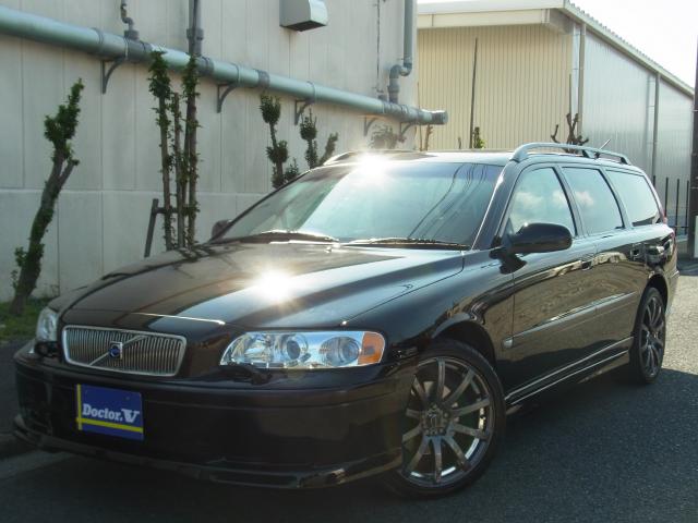 2001年　ボルボ　Ｖ７０Ⅱ　Ｄ車　右Ｈ　フルエアロ＆１８ｉｎｃｈＡＷ　クリスタルヘッドライトＬＥＤ