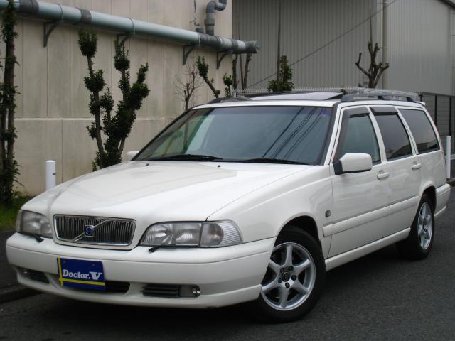 2000年　ボルボ　Ｖ７０Ⅰ　Ｄ車　右Ｈ　最終型クラシック　ブラック本革　サンルーフ　記録簿・取説