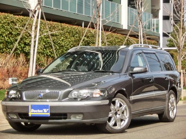 2004年　ボルボ　Ｖ７０Ⅱ　Ｄ車　右Ｈ　特別仕様車チタニウムエディション　黒本革　サンルーフ　【５００台限定車】