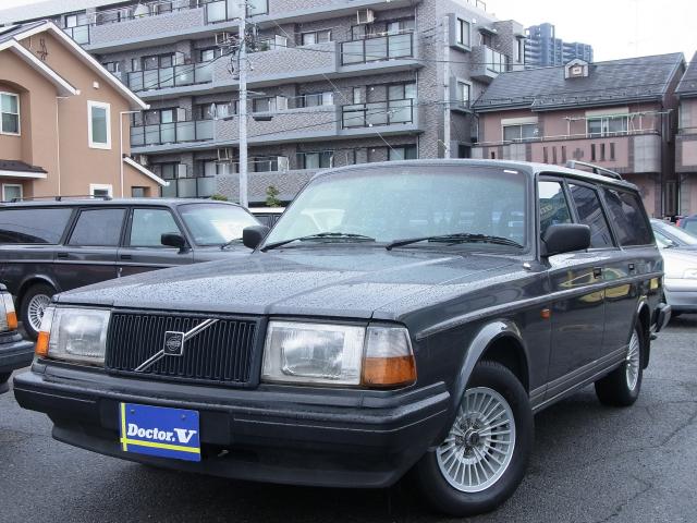 1993年　ボルボ　２４０ワゴン　Ｄ車　右Ｈ　クラシック　コロナホイル　当店買取車輌！　貴重な最終モデル