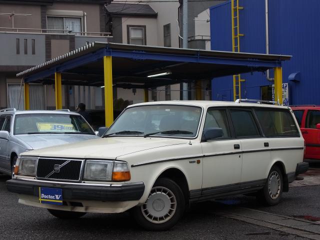 1989年　ボルボ　２４０ワゴン　Ｄ車　右Ｈ　スモールウィンドウ　ＧＬ　ボーンホワイト　貴重人気カラー