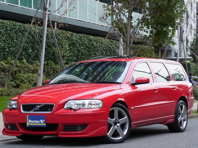 2004年　ボルボ　Ｖ７０Ⅱ　Ｄ車　右Ｈ　【特別限定車Ｒ－ＡＷＤ】純正ＨＤＤナビ　記録簿・保証書