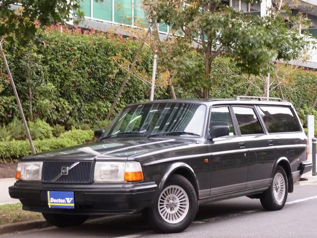 1993年　ボルボ　２４０　Ｄ車　右Ｈ　ＧＬＥ【ブラック本革シート】　純正コロナホイル着用！