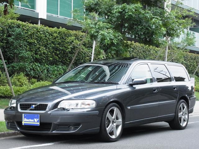 2004年　ボルボ　Ｖ７０Ⅱ　Ｄ車　右Ｈ　【特別限定車Ｒ　ＡＷＤ】奇跡のワンオーナー！！３００馬力！！　走行１８５００ｋｍ☆