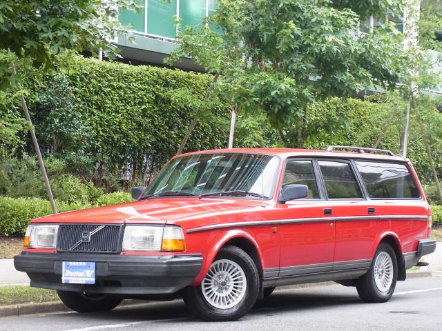 1993年　ボルボ　２４０ワゴン　Ｄ車　右Ｈ　ＧＬＥ“９３ｙ最終モデル”　記録簿付き