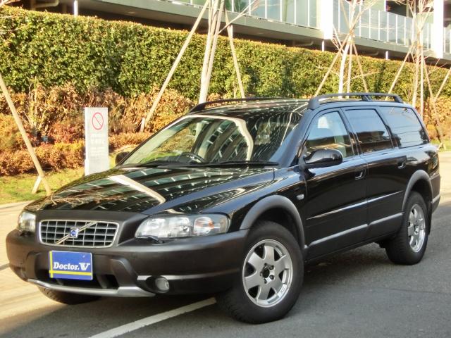 2003年　ボルボ　ＸＣ７０Ⅱ　Ｄ車　右Ｈ　【ｂｌａｃｋ　ｅｄｉｔｉｏｎ】　ＡＷＤ　２０９馬力！　社外ナビ装備☆ミ