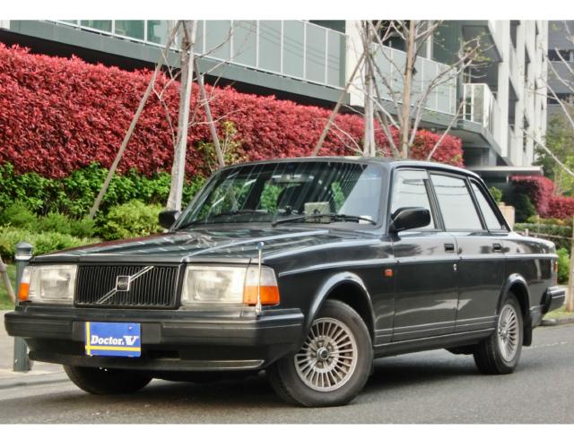 1993年　ボルボ　２４０セダン　Ｄ車　右Ｈ　【最終モデルクラシック】コロナＡＷ着用☆　大人気最終型２４０