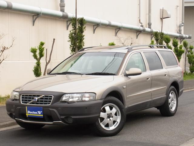 2001年　ボルボ　ＸＣ７０　Ｄ車　左Ｈ　２．４Ｔ稀少左ハンドル　記録簿　本革　ＳＲ