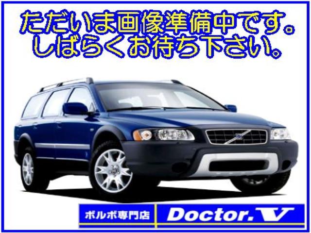 2004年　ボルボ　ＸＣ９０　Ｄ車　右Ｈ　ベースグレード　２０ｉｎｃｈＡＷ＆車検対応マフラー装備　記録簿・保証書