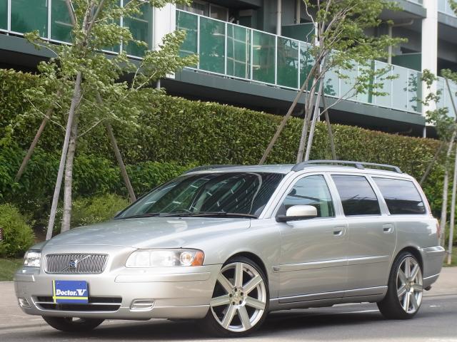 2006年　ボルボ　Ｖ７０Ⅱ　Ｄ車　右Ｈ　ベースグレード　ＥＲＳＴ１９ｉｎＡＷ装着　パナソニックＤＶＤナビ