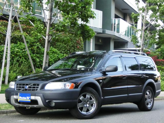 2006年　ボルボ　ＸＣ７０Ⅱ　Ｄ車　右Ｈ　【特別限定車】ブラックパールエディション　後部座席ＤＶＤモニター