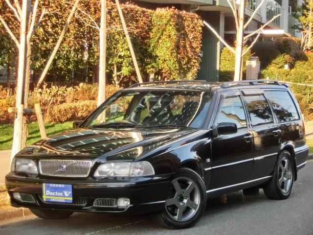 2000年　ボルボ　Ｖ７０Ⅰ　Ｄ車　右Ｈ　【特別限定車Ｒ　ＡＷＤ】　Ｒ専用１６インチＡＷ☆