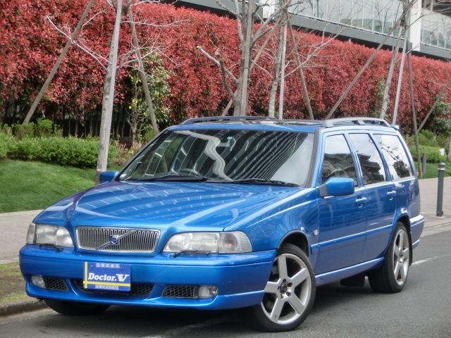 2000年　ボルボ　Ｖ７０Ⅰ　Ｄ車　右Ｈ　【特別限定車Ｒ　ＡＷＤ】Ｒ限定カラー　Ｒ専用１６インチＡＷ☆