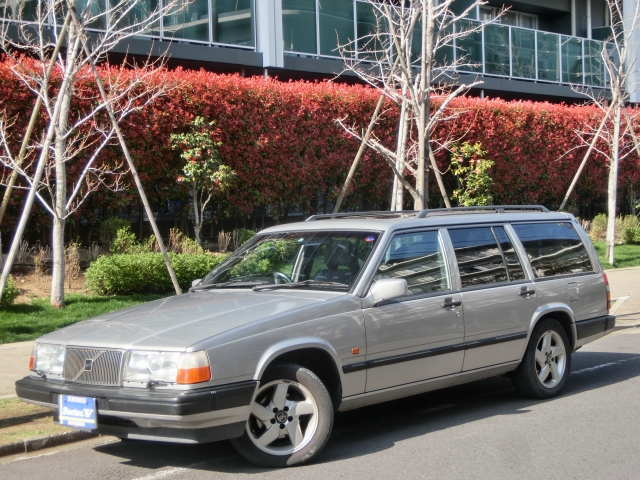 1996年　ボルボ　９４０　Ｄ車　右Ｈ　【クラシック　エステート】ウッドパネル＆サンルーフ　記録簿＆保証書有