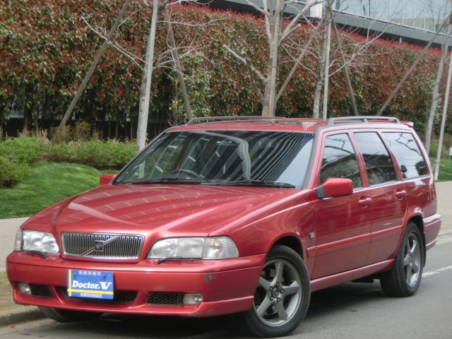 1998年　ボルボ　Ｖ７０Ⅰ　Ｄ車　右Ｈ　【特別限定　Ｒ　ＡＷＤ】ハイプレッシャーターボ　Ｒ専用純正ＡＷ装着