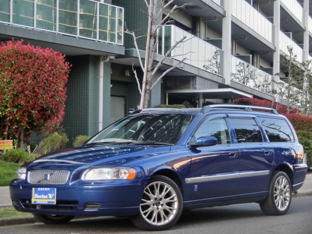 2006年　ボルボ　Ｖ７０Ⅱ　Ｄ車　右Ｈ　【特別限定車　オーシャンレースＬＴＤ】純正１７インチＡＷ　記録簿・取説付