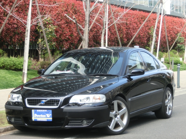 2004年　ボルボ　Ｓ６０　Ｄ車　右Ｈ　【特別限定車　Ｒ　ＡＷＤ】純正１８インチＡＷ　記録簿・保証書有