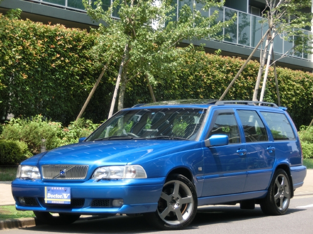 2000年　ボルボ　Ｖ７０Ⅰ　Ｄ車　右Ｈ　【特別限定車Ｒ　ＡＷＤ】Ｒ専用限定カラー！　サンルーフ☆本革