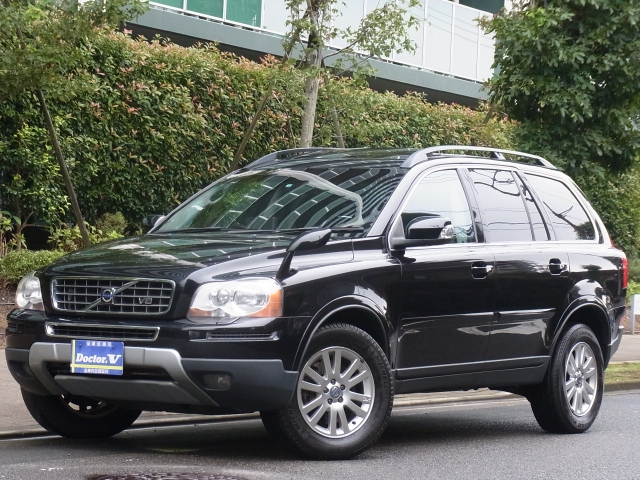 2007年　ボルボ　ＸＣ９０　Ｄ車　右Ｈ　【Ｖ８　ＡＷＤ】デンマーク製「ＤＹＮＡＵＤＩＯ」搭載　保証書・記録簿