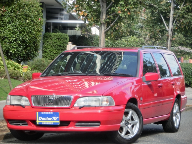 1998年　ボルボ　Ｖ７０Ⅰ　Ｄ車　右Ｈ　２．５－２０Ｖ　走行２．７万㌔！