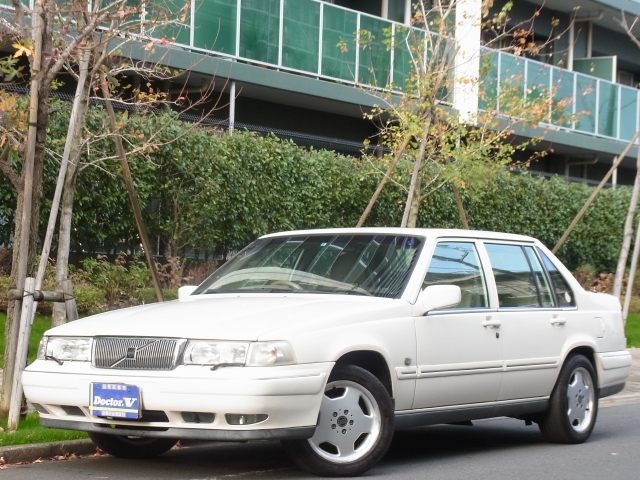 1997年　ボルボ　Ｓ９０　Ｄ車　右Ｈ　【３．０Ｅ】１６インチＡＷ装備　電動サンルーフ装備