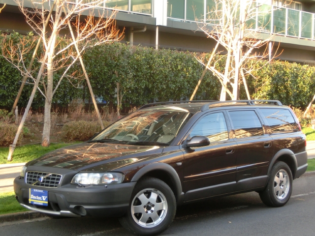 2001年　ボルボ　ＸＣ７０Ⅱ　Ｄ車　右Ｈ　【クロスカントリー】２．４Ｔ　ＡＷＤ　記録簿　保証書付