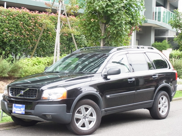 2004年　ボルボ　ＸＣ９０　Ｄ車　右Ｈ　【２．５Ｔ　ＡＷＤ】乗車定員７名　記録簿・保証書