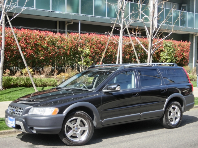 2007年　ボルボ　ＸＣ７０Ⅱ　Ｄ車　右Ｈ　２．５Ｔクラシック最終モデル　サンルーフ