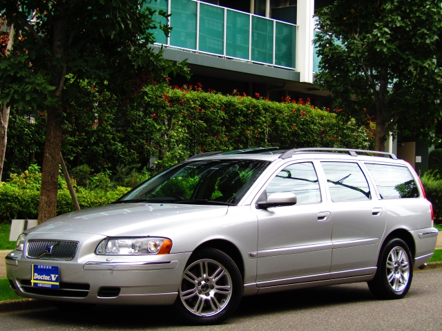 2006年　ボルボ　Ｖ７０Ⅱ　Ｄ車　右Ｈ　【２．５Ｔ】当店買取車輌　当店整備車輌