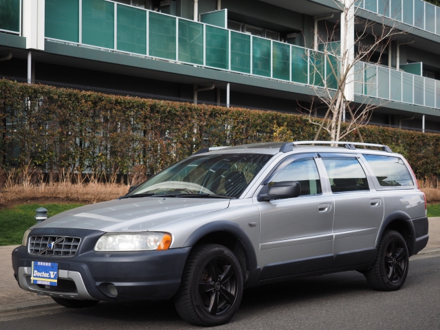 2005年　ボルボ　ＸＣ７０Ⅱ　Ｄ車　右Ｈ　【特別限定車ノルディックＥＤ】２．５Ｔ　ＡＷＤ　電動サンルーフ装備