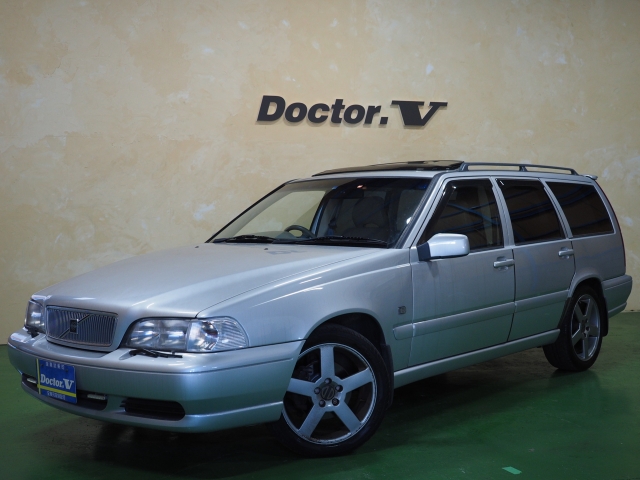 1997年　ボルボ　Ｖ７０Ⅰ　Ｄ車　右Ｈ　２．５－２０Ｖ　タイベル交換済　低走行６万ｋｍ！