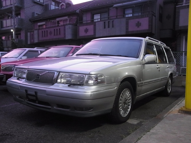 1998年　ボルボ　Ｖ９０　Ｄ車　右Ｈ　３．０【最終モデル】　ワンオーナー　記録簿